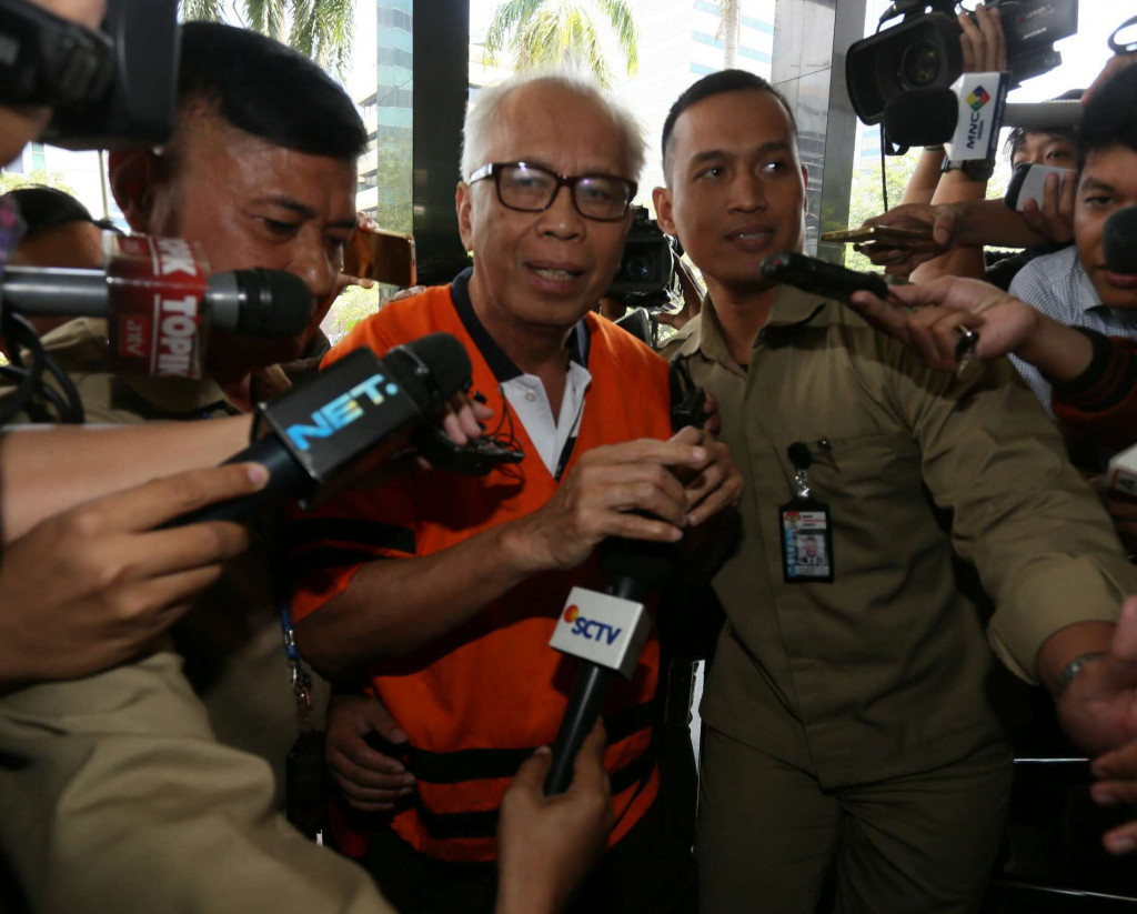  Otto Cornelis Kaligis di gedung KPK, Jakarta, Rabu 15 Juli 2015. Foto: MI/Ramdani