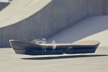 Lexus Ciptakan <i>Flying Skateboard</i>   