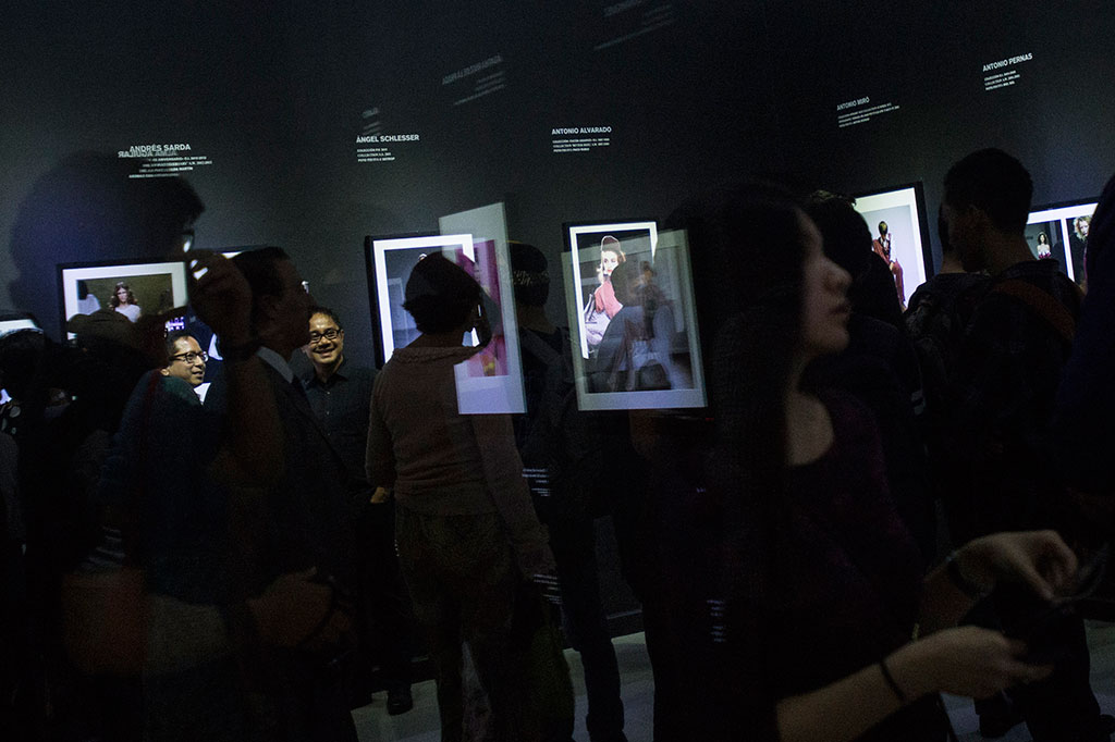 Perancang Busana Spanyol Pameran Foto