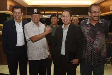 BOPI: Sampai Sekarang Arema dan Persebaya Masih Bermasalah