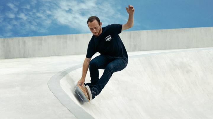 Lexus Pamerkan Hoverboard, Skateboard yang Bisa Melayang 