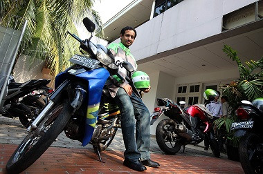 Representing E-commerce, Go-Jek CEO Conveyed Aspiration to Jokowi