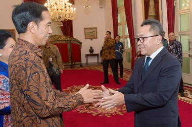 Ketua MPR: Jangan Desak Jokowi Terbitkan Perppu Calon Tunggal  