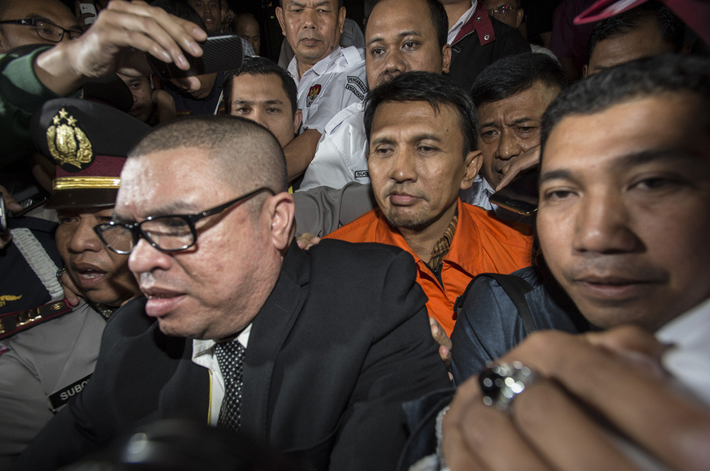 Gatot saat ditahan----Ant/Rosa Panggabean