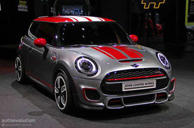 Mobil MINI Paling Bertenaga Bakal Diluncurkan di GIIAS 2015  