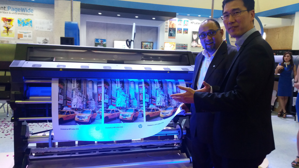 HP Latex 370 yang dipamerkan di FDG Expo.