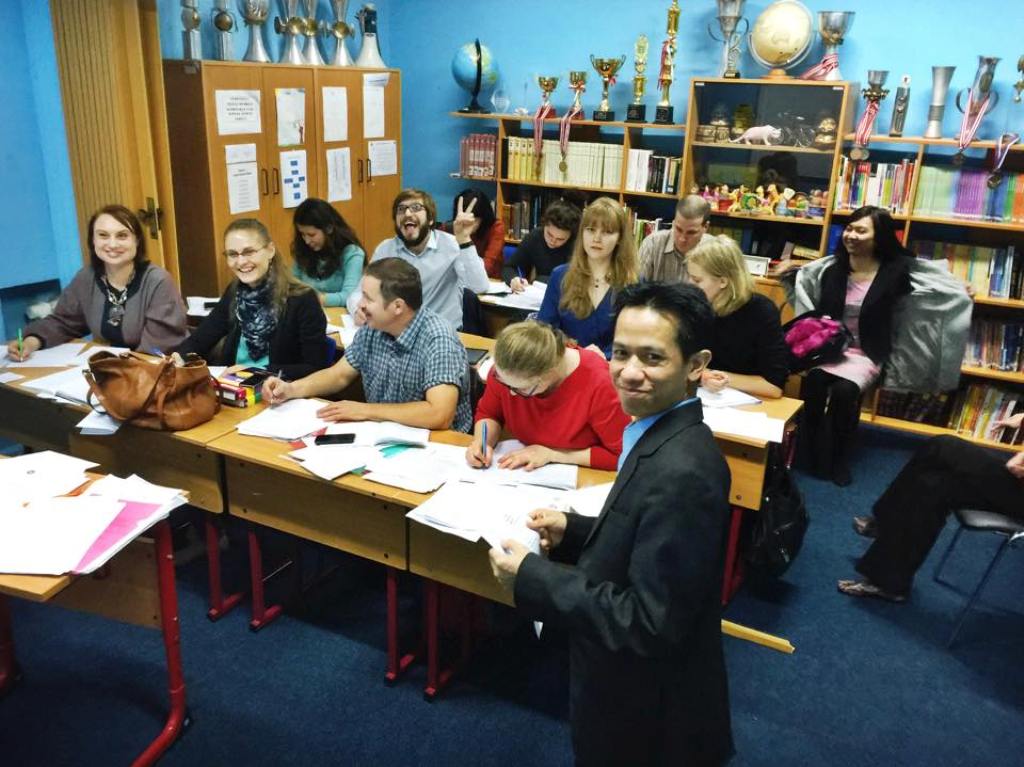 Suasana kursus bahasa Indonesia di Rusia (Foto: Dok. KBRI Moskow)