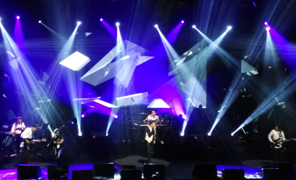 Konser God Bless Panggung Sandiwara. (Foto:A. Shindu Alpito)