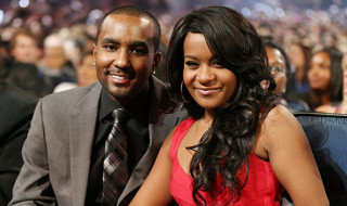 Kevin Costner Sedih Lihat Kondisi Putri Whitney Houston