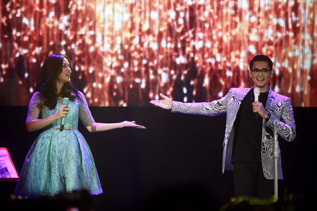 Aksi Panggung Afgan dan Raisa di Konser A Night to Remember