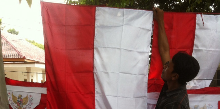 Seminggu Berjualan, Pedagang Bendera Raih Omzet Rp2,7 Juta