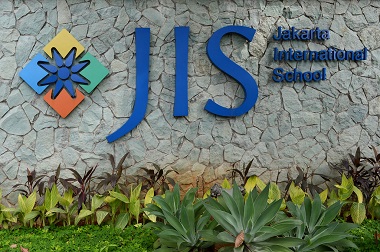JIS Escapes Rp1.6 Trillion Lawsuit