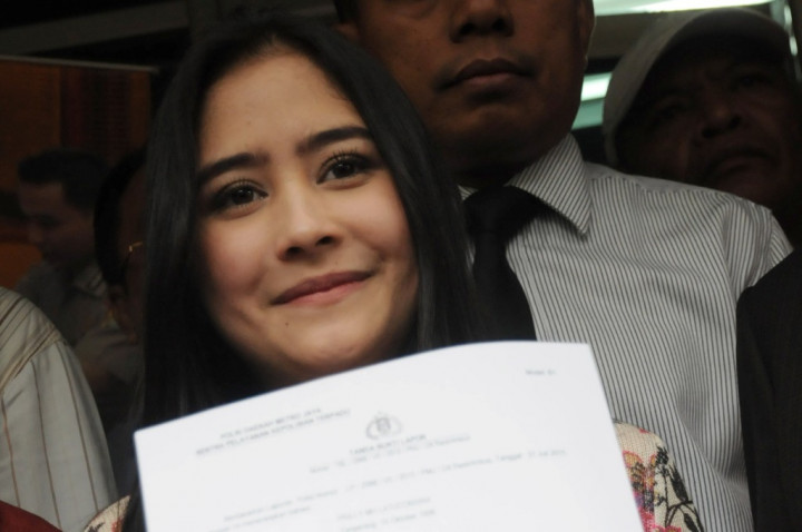 Prilly Latuconsina Nasihati Haters