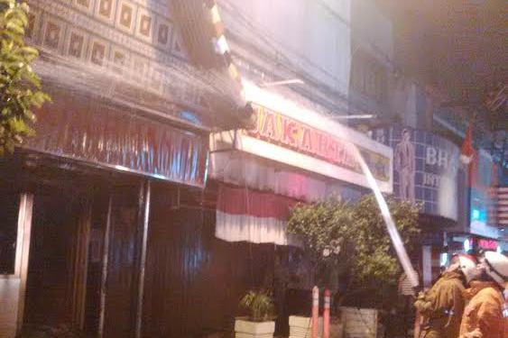  Rumah  Makan  Padang di Jalan Sabang  Terbakar Medcom id