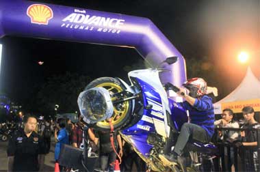 Shell Advance Ultra Zone Sambangi Surabaya  