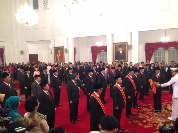 46 Orang yang Menerima Tanda Kehormatan