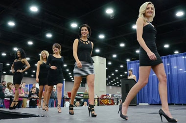 Miss Auto Show akan Meriahkan GIIAS 2015  