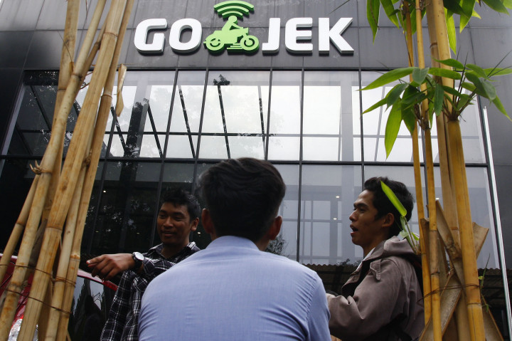 Gadis Ini Daftar Go-Jek <i>Bareng</i> Pacar