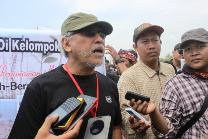 Iwan Fals Ingin Konser di Laut