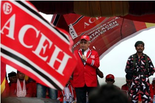 DPRK Aceh Kibarkan Bendera Bulan Bintang dan Merah Putih 