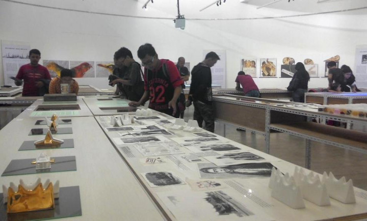 Kritik Sosial di Pameran 125.660 Spesimen Sejarah Alam