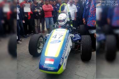 Membongkar Rahasia Mobil Formula Sapu Angin Speed III  