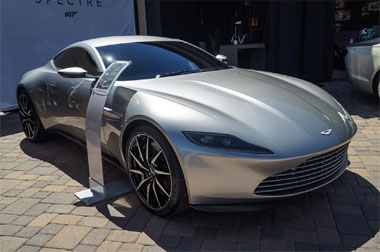 Tunggangan Baru James Bond Aston Martin DB10 Debut di Pebble Beach 