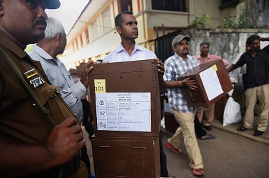 Dijaga Ketat Aparat Bersenjata, Pemilu Sri Lanka Dimulai