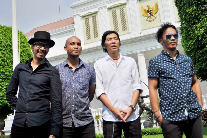 Artis & Musisi Ramaikan Karnaval Khatulistiwa