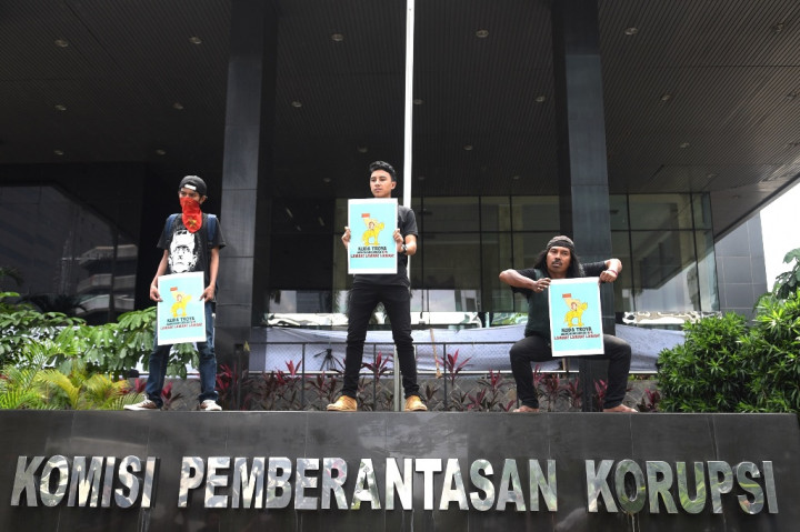 Misbakhun Desak KPK Tuntaskan Kasus Century