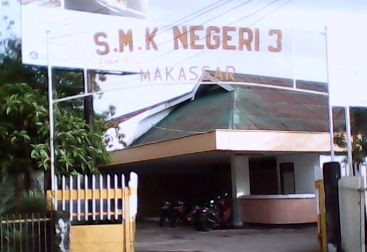 Alumni dan Siswa Mengamuk, SMK N 3 Makassar Rusak