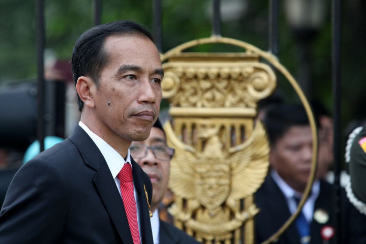 Jokowi Tegaskan Tidak Revisi Program Pembangkit Listrik 35.000 MW