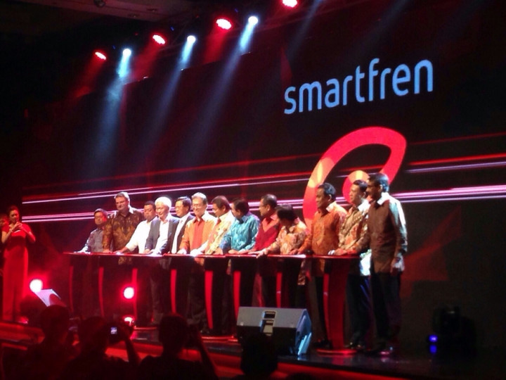  Smartfren: Jaringan Saja Tidak Cukup
