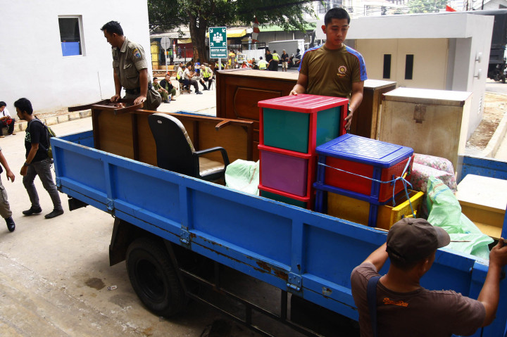 Kampung Pulo Dieksekusi, Warga Kosongkan Rumah sejak Malam 