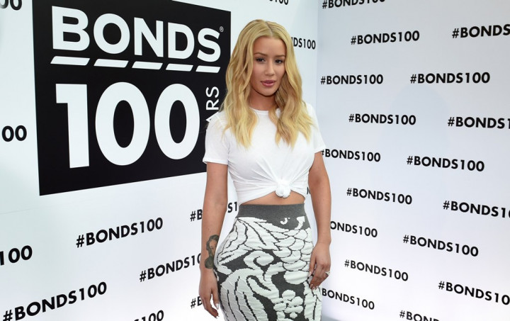 Reaksi Iggy Azalea Diisukan Konsumsi Heroin