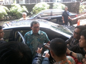 Pedagang Ayam Tak Jualan, Aher: <i>Please</i> Jangan Mogok