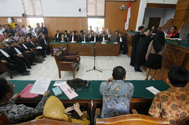 Kaligis dan KPK Serahkan Berkas Kesimpulan Dalam Praperadilan