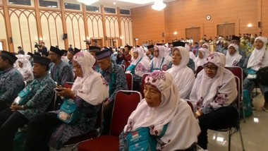 Sebanyak 4458 Jamaah Haji Diberangkatkan Hari Ini