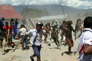 Tawuran Antarpelajar Kembali Terjadi di Papua