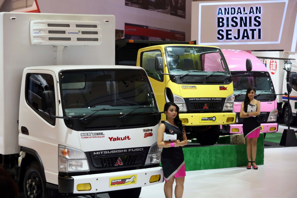 Truk Canggih Beradu Teknologi dalam GIIAS 2015