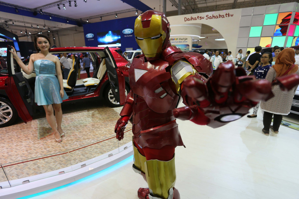 'Batman' & 'Iron Man' pun Nonton GIIAS 2015