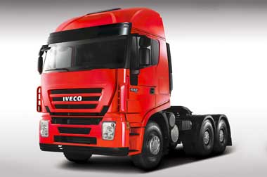 Iveco 682 Debut Global di GIIAS 2015