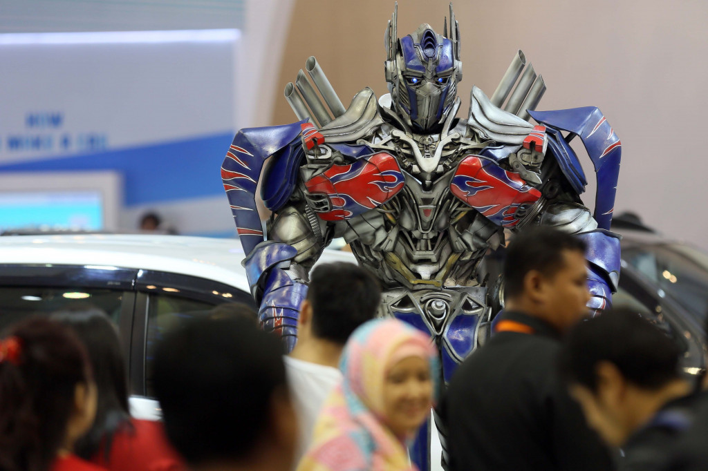 The 'Optimus Prime' Mampir ke GIIAS 2015