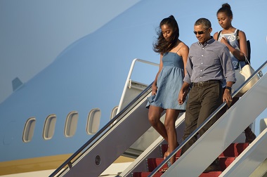 Obama Siap Kembali Bekerja Usai Berlibur di Pulau Atlantik