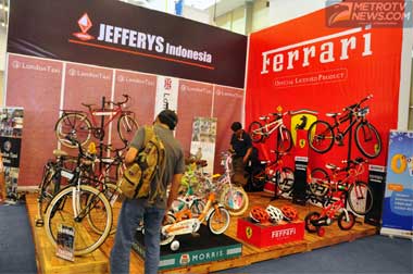 Doyan Main Sepeda? di GIIAS 2015 juga Ada