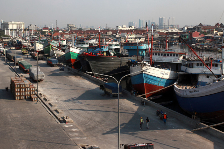 Masalah <i>Dwelling Time</i> Terganjal Lamanya Jarak Deviasi  