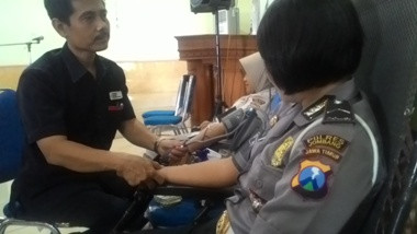 Jelang HUT Ke-67 Polwan, Polres Jombang Gelar Posko Donor Darah