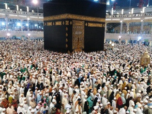 Jamaah dari Berbagai Negara Mulai Padati Masjidil Haram