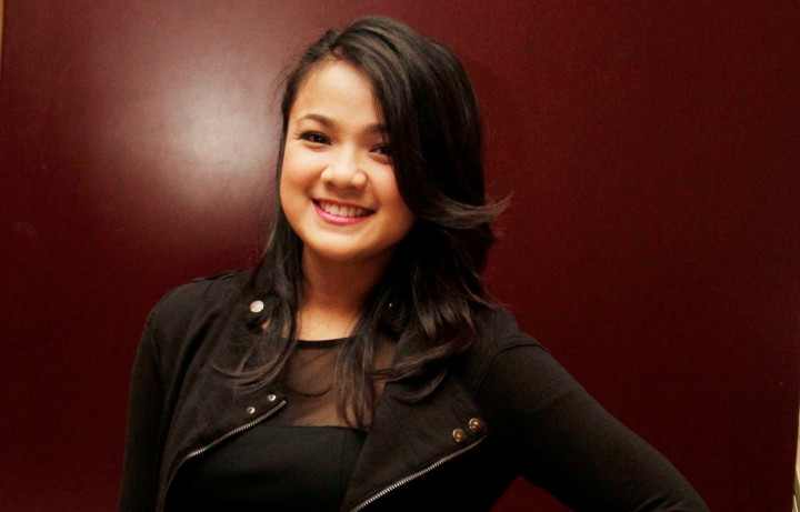 Nirina: Dua Anak Cukup