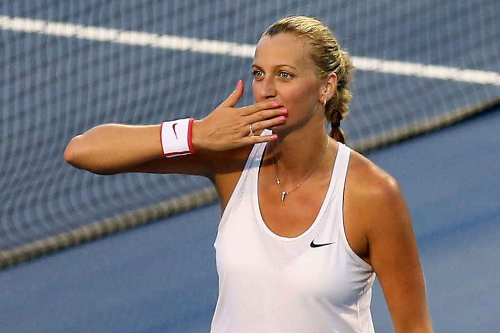 Kvitova Tundukkan Radwanska di Perempat Final